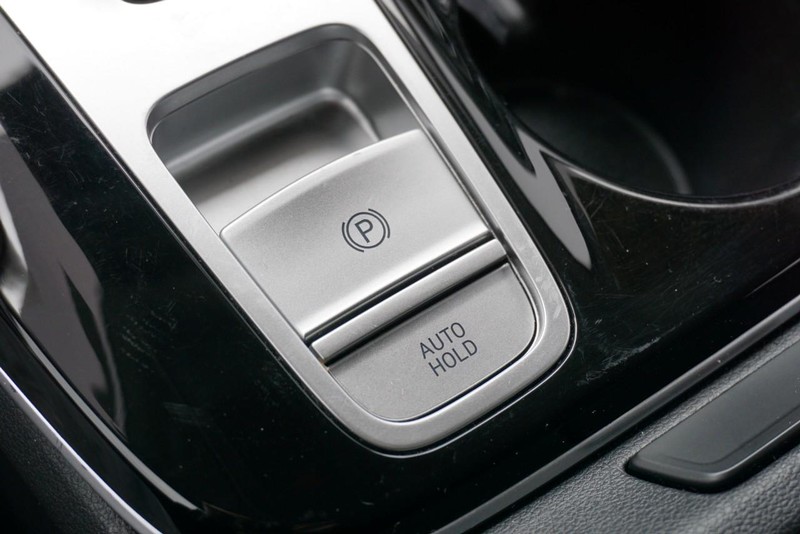 Hyundai Tucson Vehicle Full-screen Gallery Image 50