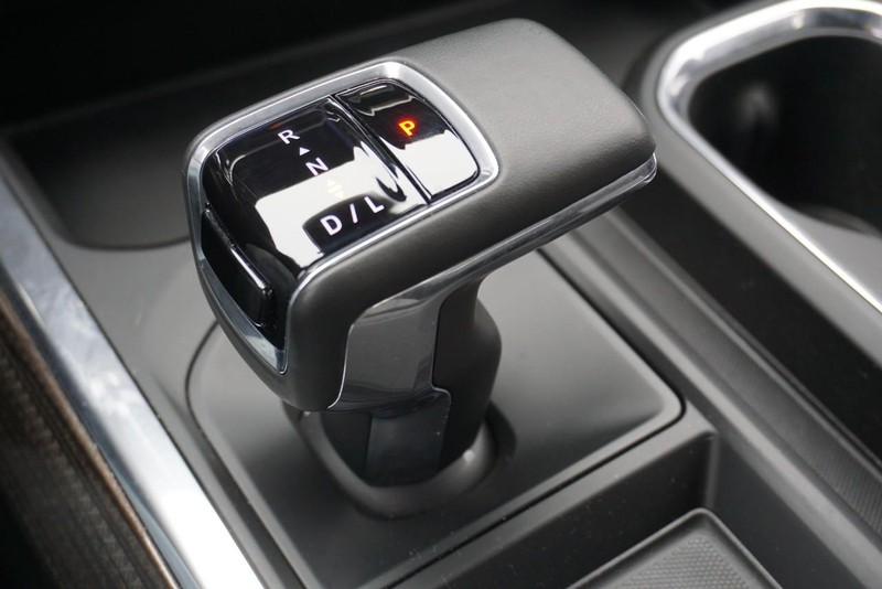 Chevrolet Silverado 1500 Vehicle Full-screen Gallery Image 47