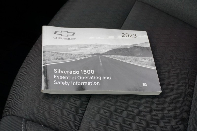 Chevrolet Silverado 1500 Vehicle Full-screen Gallery Image 54