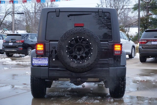 2018 Jeep Wrangler JK Unlimited Sahara 4x4 image 04