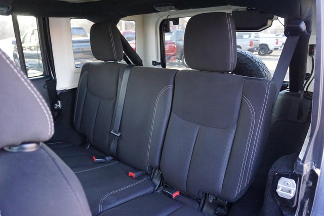 2018 Jeep Wrangler JK Unlimited Sahara 4x4 image 27