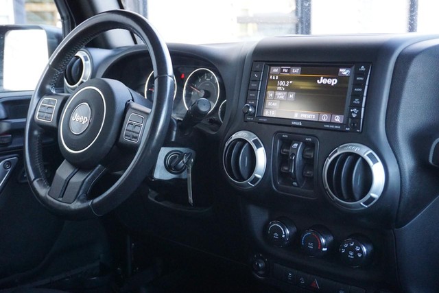 2018 Jeep Wrangler JK Unlimited Sahara 4x4 image 36