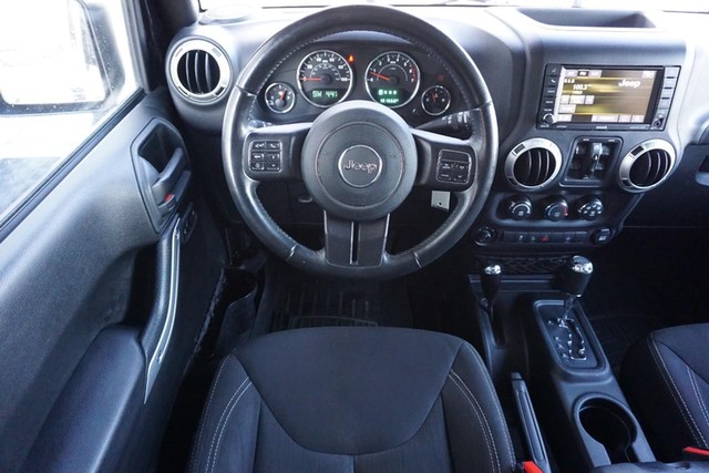 2018 Jeep Wrangler JK Unlimited Sahara 4x4 image 37