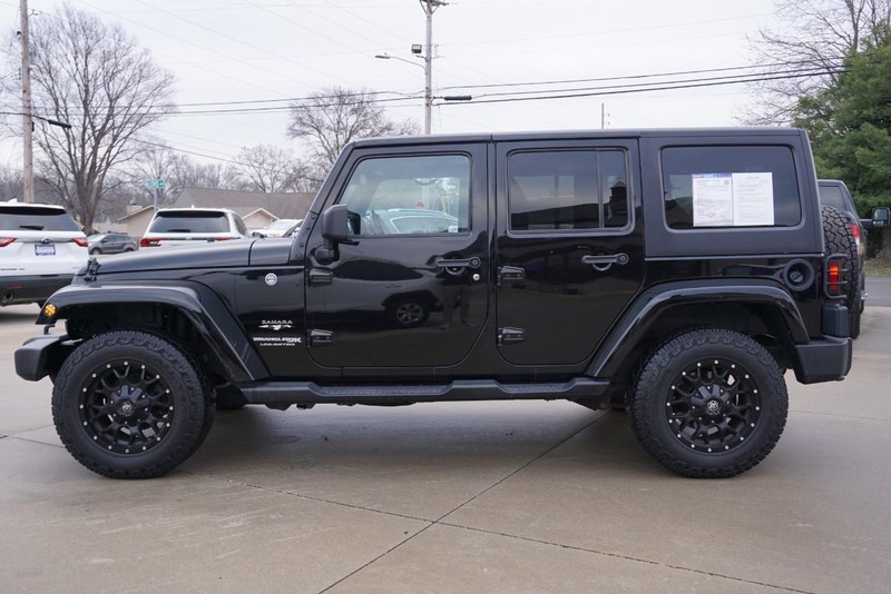 Jeep Wrangler JK Unlimited Vehicle Full-screen Gallery Image 06