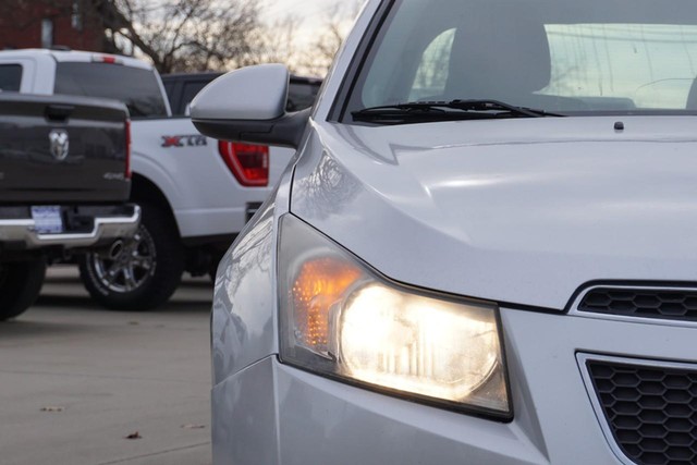 2012 Chevrolet Cruze LT w/1FL image 09