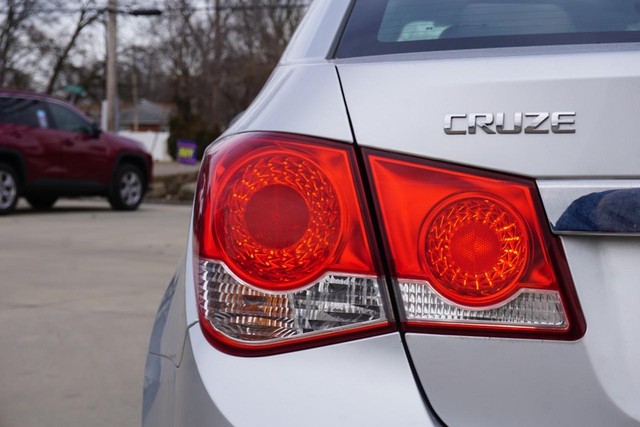 2012 Chevrolet Cruze LT w/1FL image 16