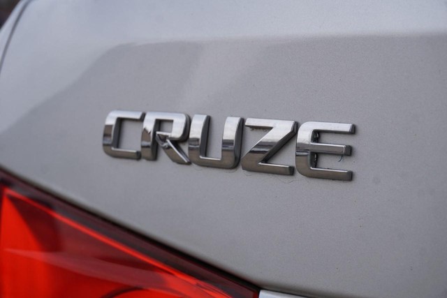 2012 Chevrolet Cruze LT w/1FL image 18