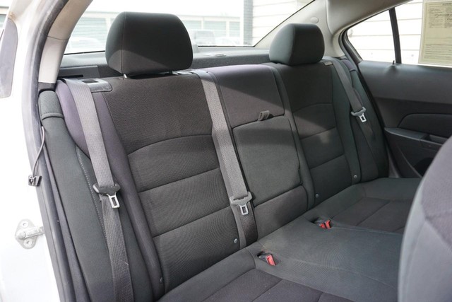2012 Chevrolet Cruze LT w/1FL image 26