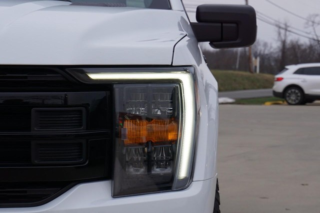 2023 Ford F-150 4WD XLT SuperCrew image 10