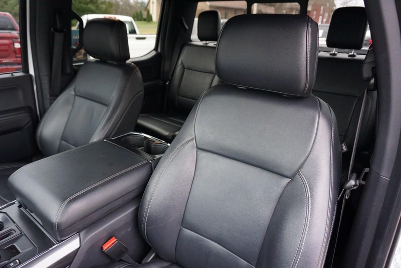 Ford F-150 Vehicle Full-screen Gallery Image 28