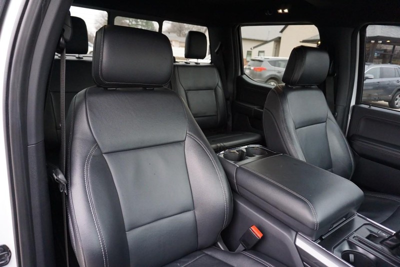 Ford F-150 Vehicle Full-screen Gallery Image 35