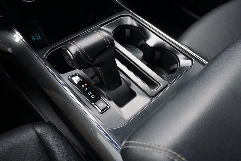 Ford F-150 Vehicle Full-screen Gallery Image 50