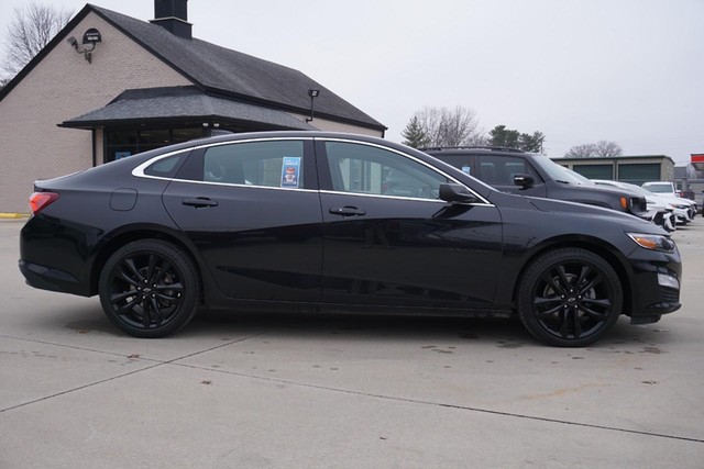 2024 Chevrolet Malibu 1LT FWD image 02