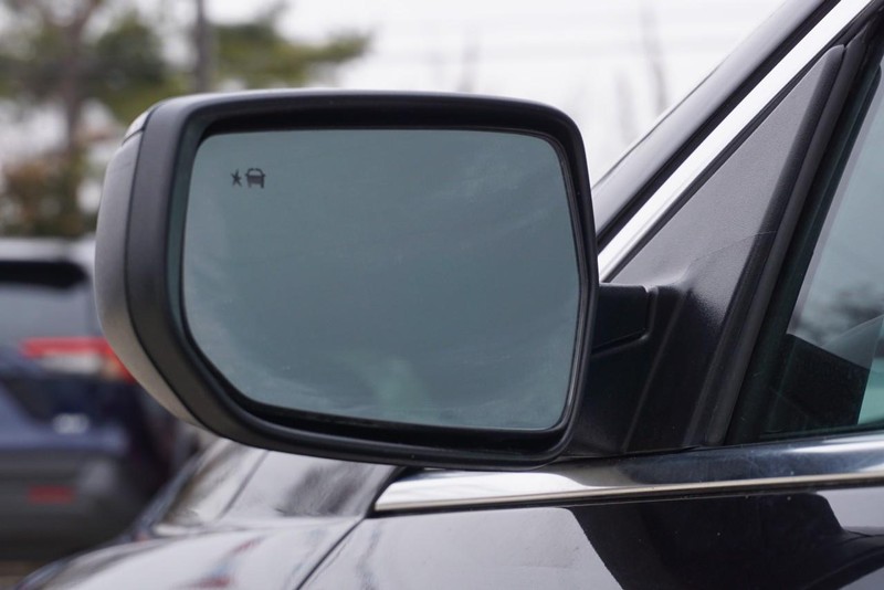 Chevrolet Malibu Vehicle Full-screen Gallery Image 14