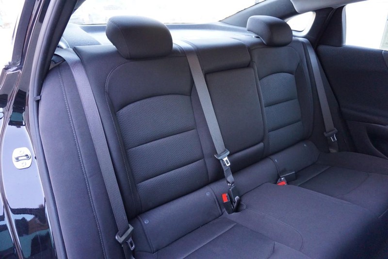 Chevrolet Malibu Vehicle Full-screen Gallery Image 26