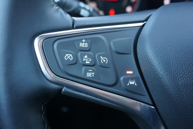 Chevrolet Malibu Vehicle Full-screen Gallery Image 34