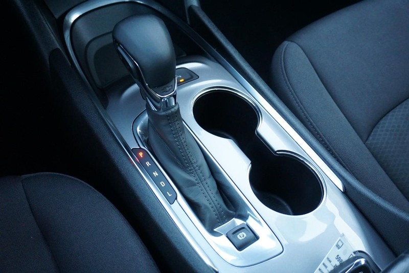 Chevrolet Malibu Vehicle Full-screen Gallery Image 41