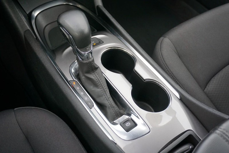 Chevrolet Malibu Vehicle Full-screen Gallery Image 42