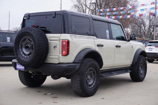 2025 Ford Bronco Badlands 4WD image 03