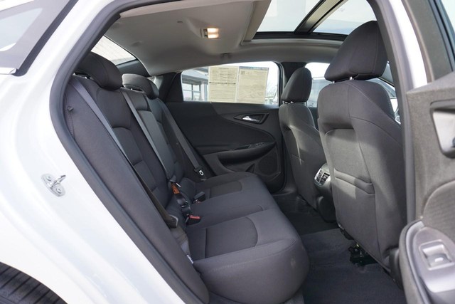 2023 Chevrolet Malibu 1LT FWD image 26