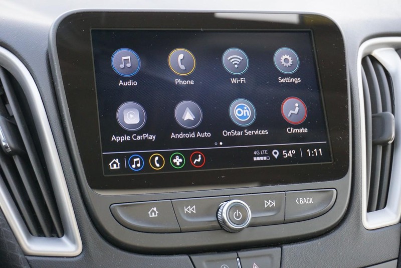 Chevrolet Malibu Vehicle Full-screen Gallery Image 39