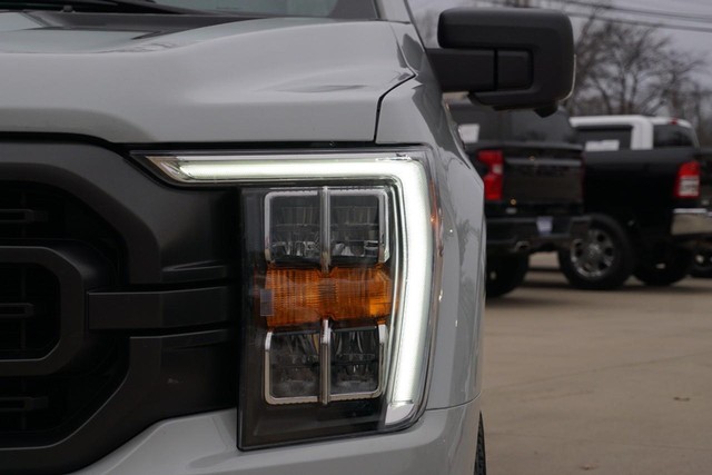 2023 Ford F-150 4WD XLT SuperCrew image 10