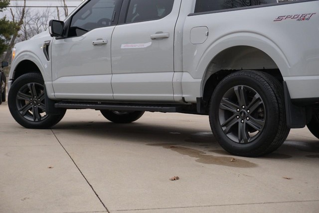 2023 Ford F-150 4WD XLT SuperCrew image 15