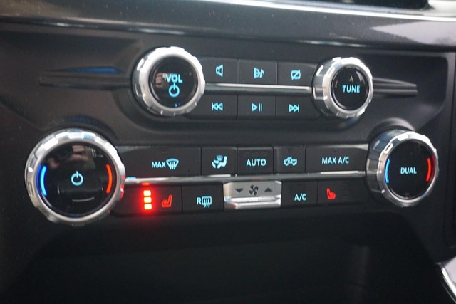 2023 Ford F-150 4WD XLT SuperCrew image 43