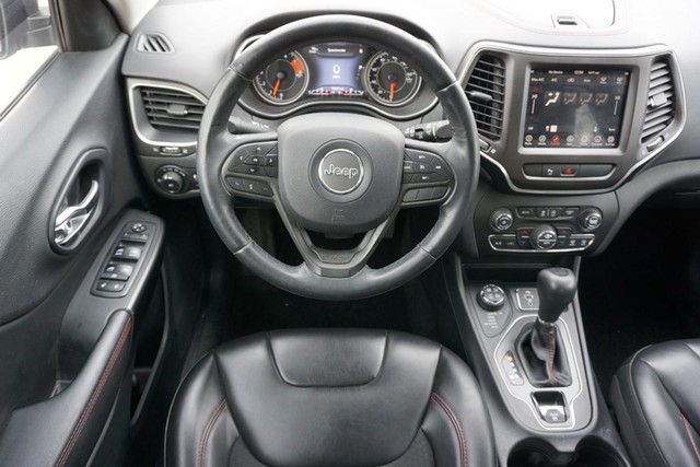 2019 Jeep Cherokee 4WD Trailhawk image 37