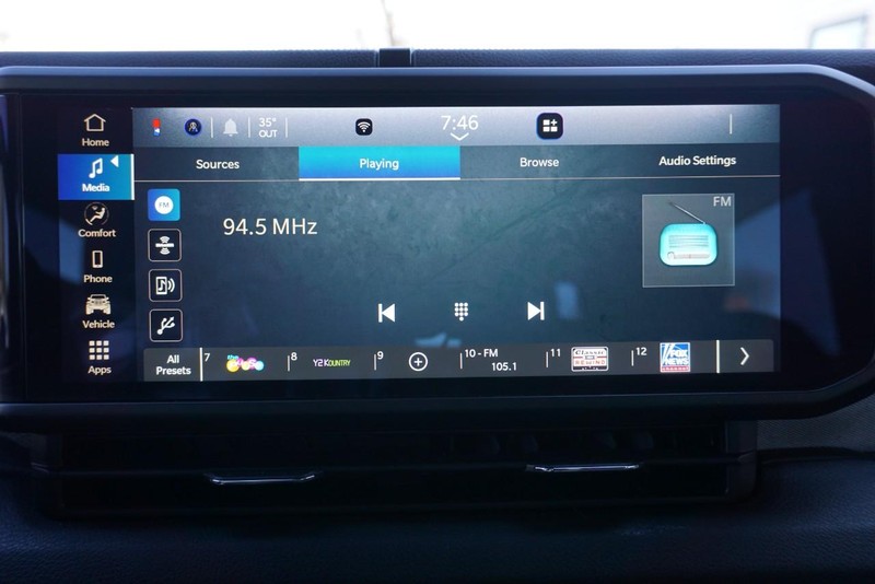 Jeep Wrangler Vehicle Full-screen Gallery Image 42