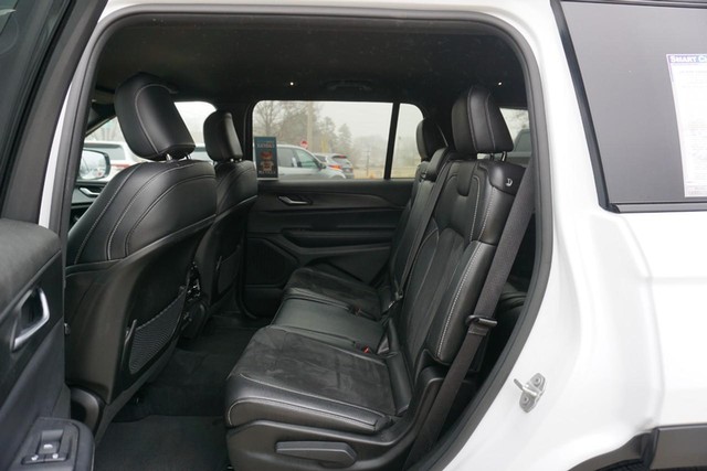 2024 Jeep Grand Cherokee L Altitude 4WD image 25