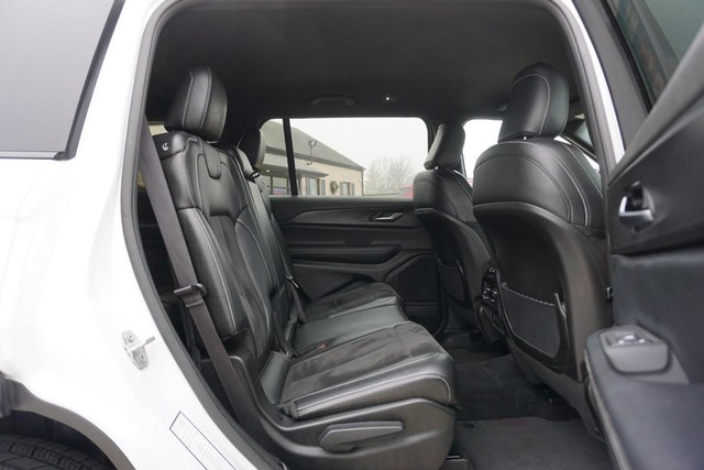 2024 Jeep Grand Cherokee L Altitude 4WD image 28