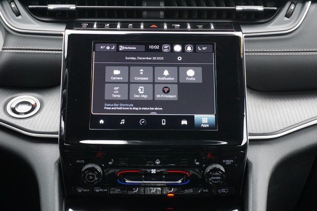 2024 Jeep Grand Cherokee L Altitude 4WD image 35