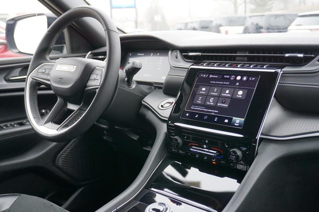 2024 Jeep Grand Cherokee L Altitude 4WD image 36