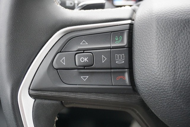 2024 Jeep Grand Cherokee L Altitude 4WD image 39