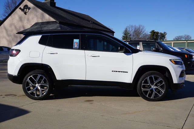2024 Jeep Compass Limited Elite 4WD image 02