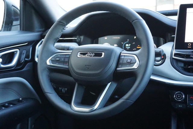 2024 Jeep Compass Limited Elite 4WD image 33