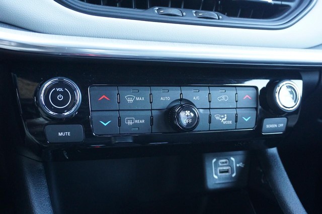 2024 Jeep Compass Limited Elite 4WD image 43