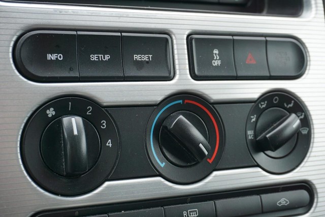 2010 Ford Edge SEL FWD image 44