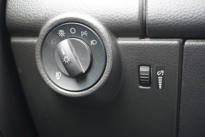 Ford Edge Vehicle Full-screen Gallery Image 38