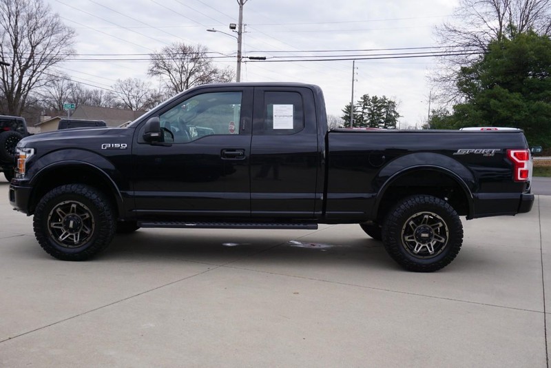 Ford F-150 Vehicle Full-screen Gallery Image 06