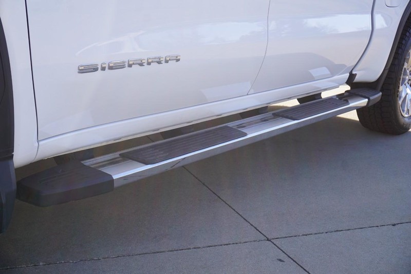 GMC Sierra 1500 Vehicle Full-screen Gallery Image 14