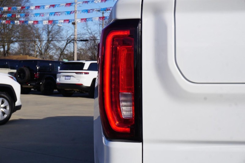 GMC Sierra 1500 Vehicle Full-screen Gallery Image 20