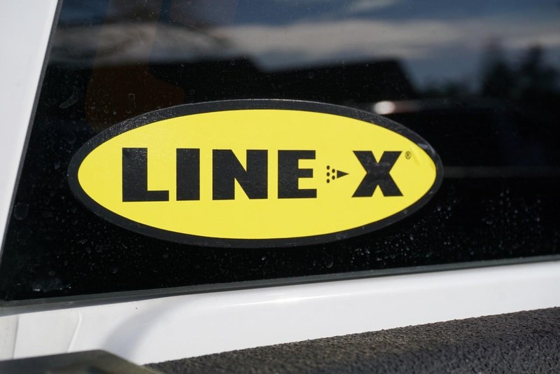 GMC Sierra 1500 Vehicle Full-screen Gallery Image 28