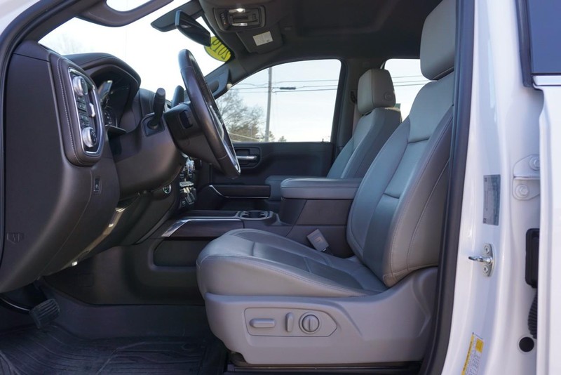 GMC Sierra 1500 Vehicle Full-screen Gallery Image 29