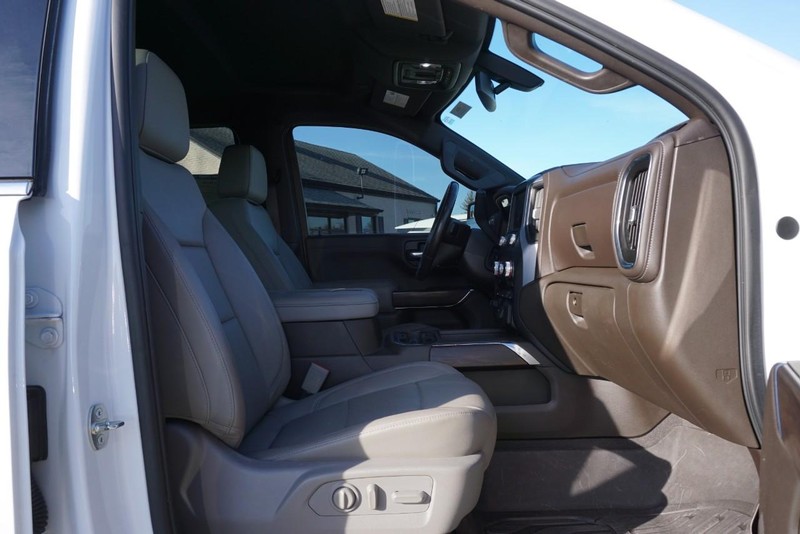 GMC Sierra 1500 Vehicle Full-screen Gallery Image 38