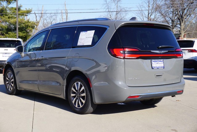 2021 Chrysler Pacifica Touring L image 05