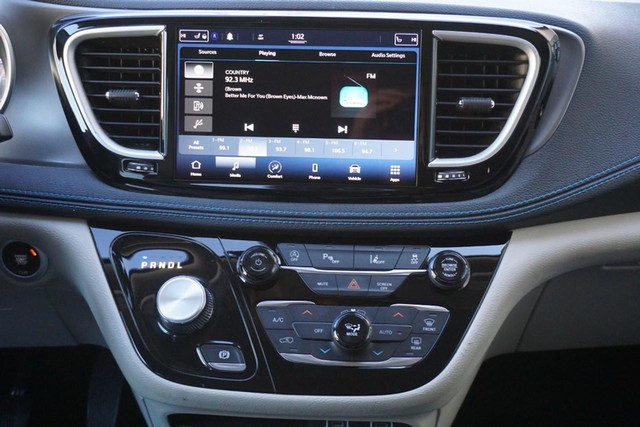 2021 Chrysler Pacifica Touring L image 33