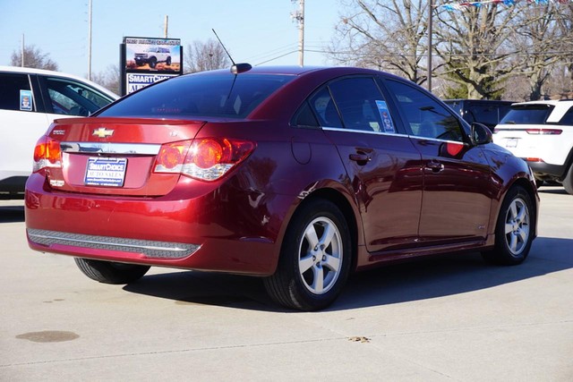 2016 Chevrolet Cruze Limited LT FWD image 03