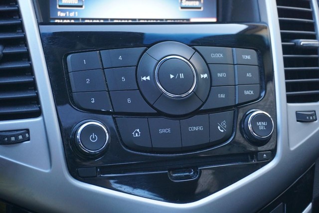 2016 Chevrolet Cruze Limited LT FWD image 41